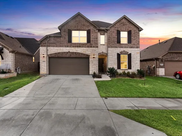 817 Crest Breeze Dr, Haslet, TX 76052