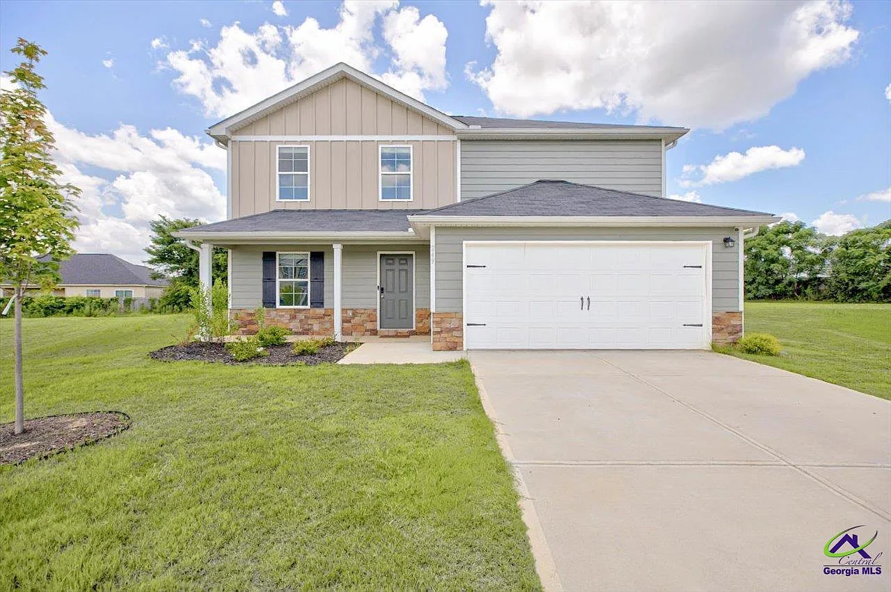 5 bed, 3.0 bath, 2180 sqft, $2,100 — Photo 1