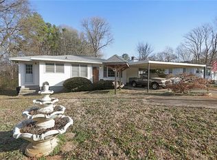 3946 Oglesby Rd, Powder Springs, GA 30127