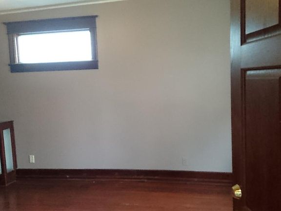 3rd image of 455 Myrtle Avenue # First Floor