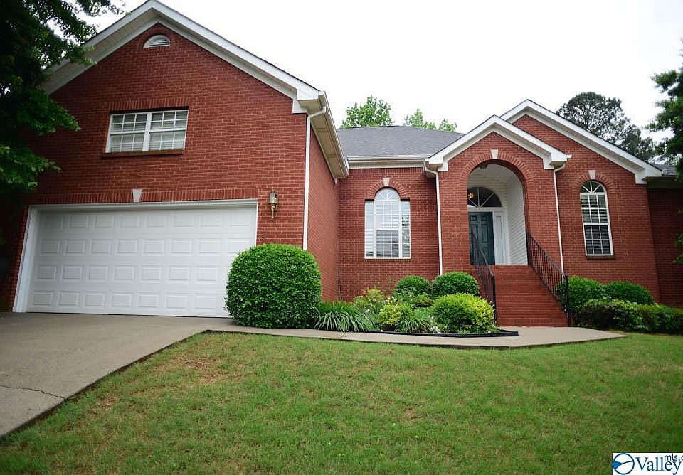1st image of 419 Barrington Hills Dr