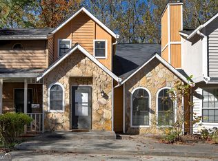 840 Brandy Oaks Ln, Stone Mountain, GA