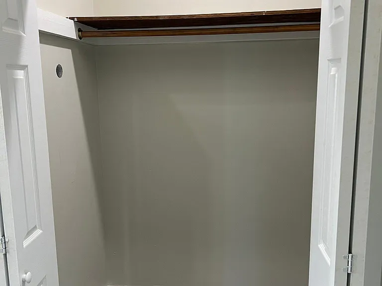 329 Ellicott St #UPPER — Photo 26