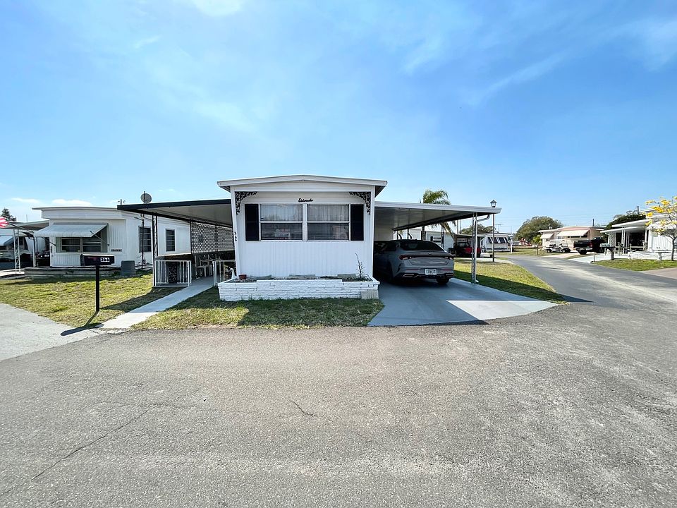 1st image of 266 Lyndol St