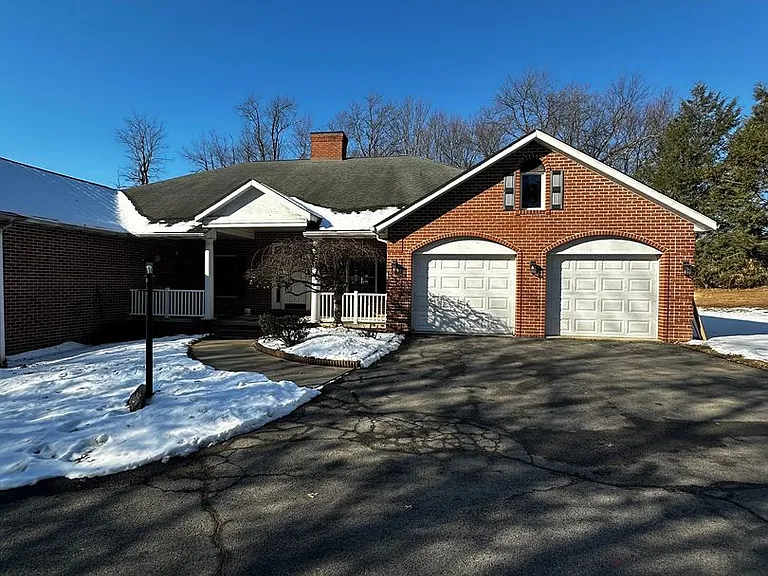 1250-1254 Evans City Rd — Photo 2