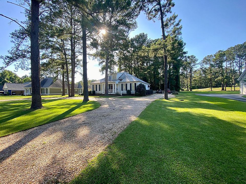 2nd image of 1501 River Pointe Dr