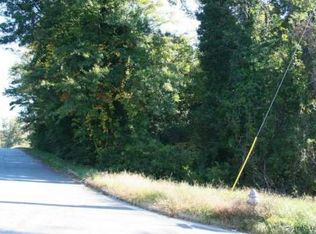 16 Ray St, Gainesville, GA 30504