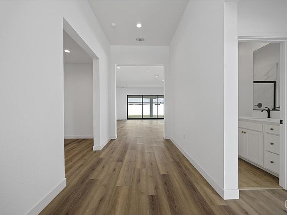 5th image of 7017 Travata Ct