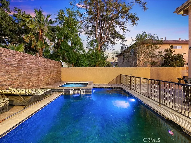 10610 Oak Tree Way — Photo 38