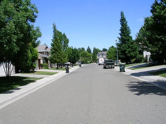 5th image of 3244 Pepperridge Dr