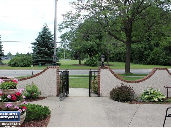 Front entry thru courtyard