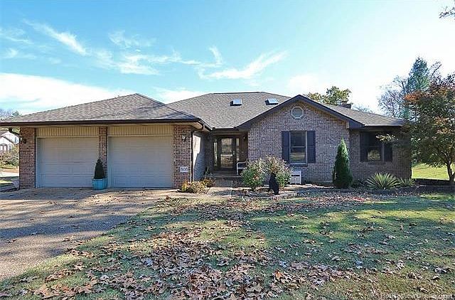 1st image of 808 Kimbel Woods Dr
