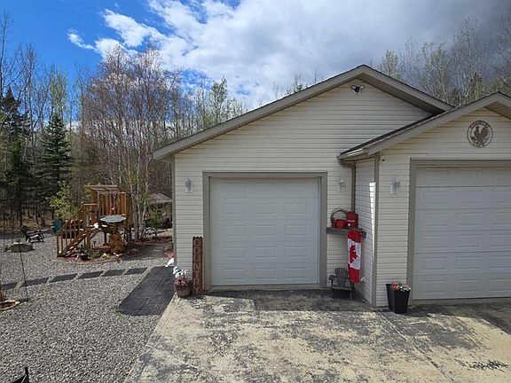 3rd image of 662066 E Range Rd #181-107