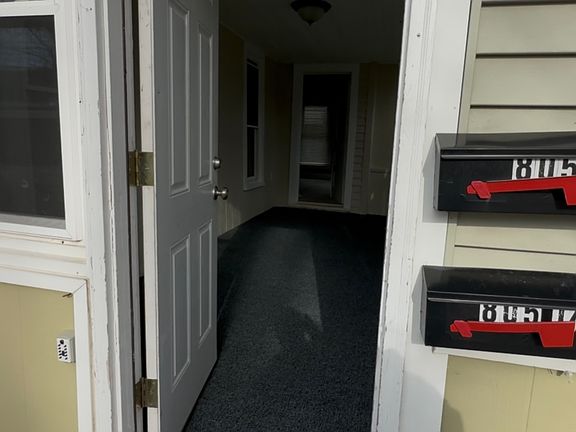 2nd image of 805 Oak St