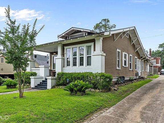 4th image of 928 Jefferson Pl