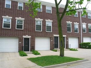 2022 E Webster Pl #2022, Milwaukee, WI 53211