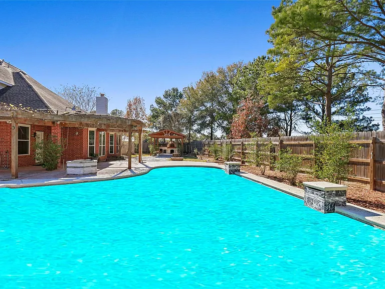 20510 Pioneer Bend Ct — Photo 5