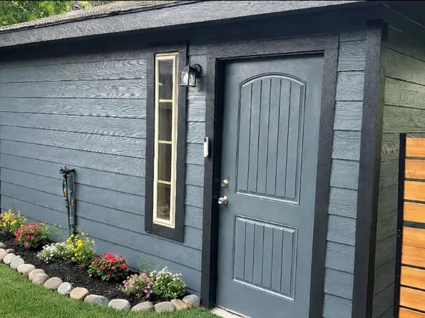 1411 E 36th St #B, Houston, TX 77022