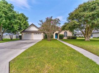 1317 Walter Ellison Dr, Lockhart, TX 78644