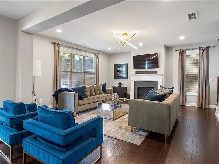 1739 Hollingsworth Blvd NW — Photo 16
