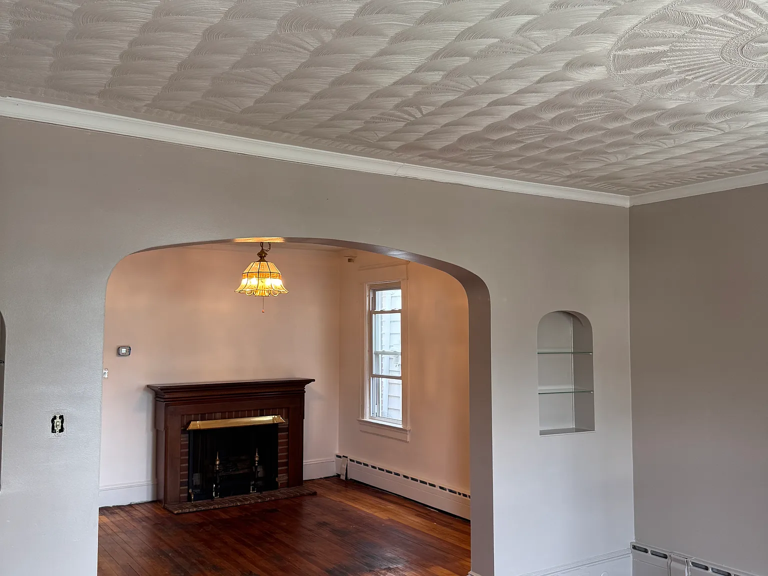 924 Monroe Ave — Photo 3