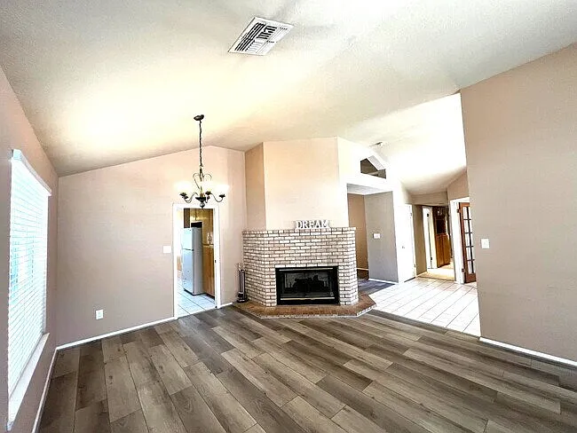 9316 Foxglen Ct — Photo 5