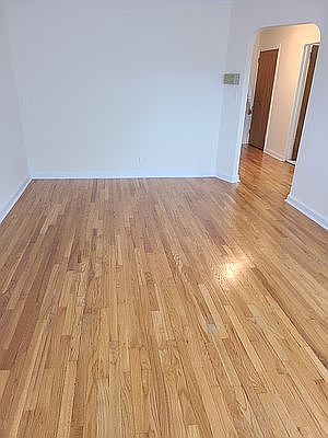 4th image of 40-04 149th St #3