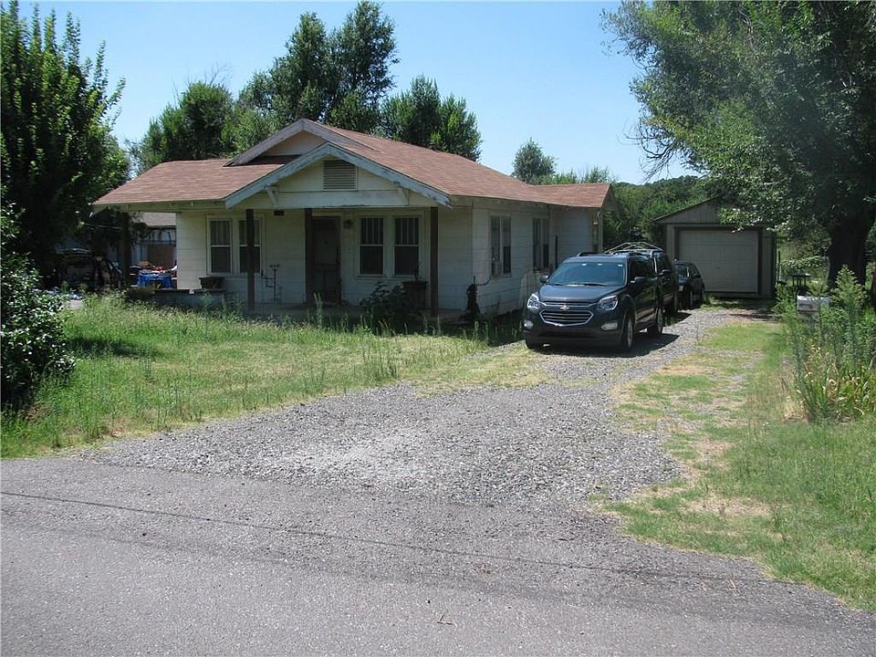 1st image of 1705 N Lela St