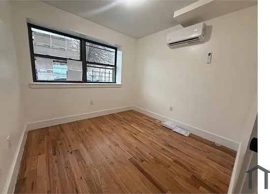 709 E 213th St #1A — Photo 10