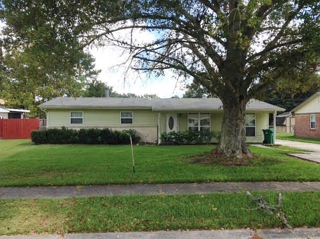 1st image of 1322 Westlawn Dr
