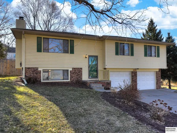 12965 Corby St, Omaha, NE 68164