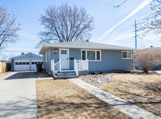 537 3rd St E, West Fargo, ND 58078