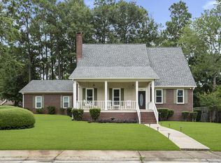 107 Wellington Cir, Hattiesburg, MS 39402