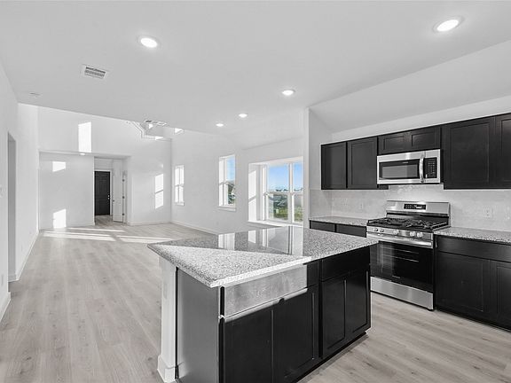 5th image of 1561 Forge Pond Ln