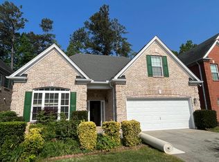 805 Scenic Creek Dr, Lawrenceville, GA 30046