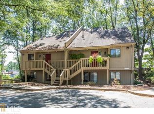 2107 De Foors Ferry Rd NW, Atlanta, GA 30318