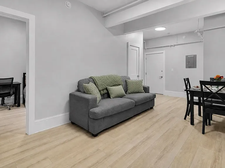 Quarry St. Apartments — Photo 17