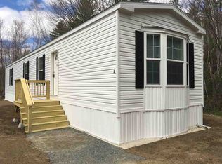 5 Pinewood Cove Rd, Raymond, NH 03077