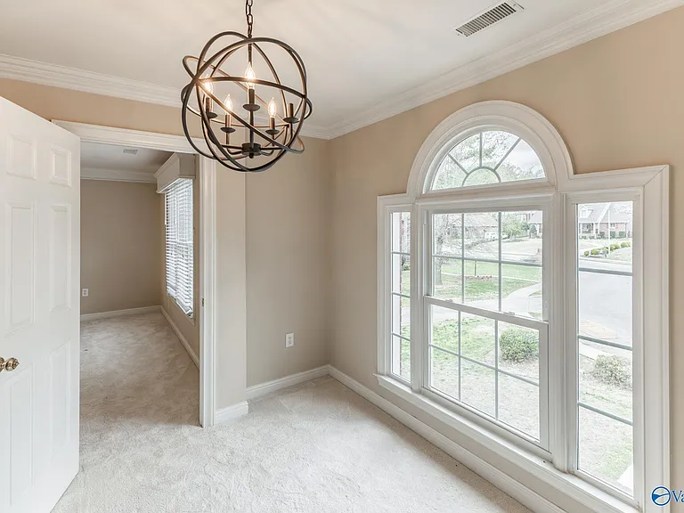 481 Brenda Dr — Photo 32