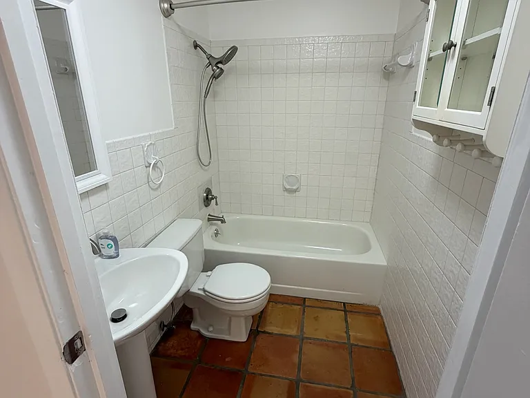 3126 W Harbor View Ave — Photo 15