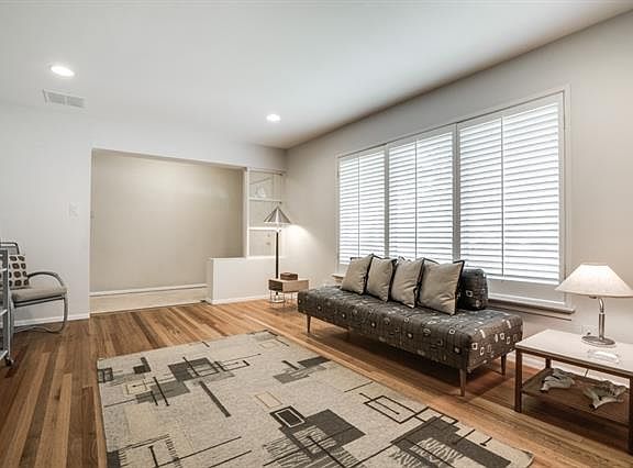 5th image of 5839 Northmoor Dr