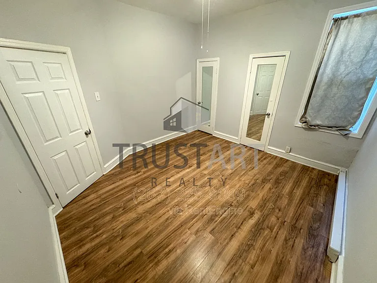 2446 N 33rd St #1 — Photo 11