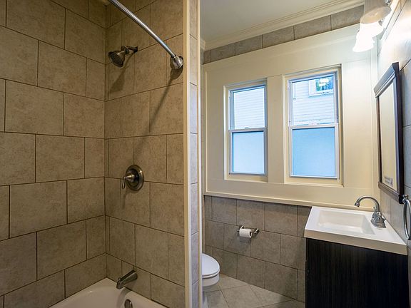 5th image of 317 Greenwood Pl #0