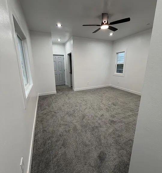 8624 Graham Ave #A — Photo 15