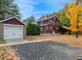 454 Tenafly Rd, Tenafly, NJ 07670