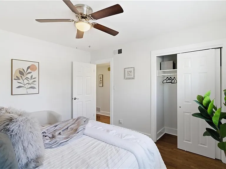 3660 Peachtree Rd NE #3H — Photo 20