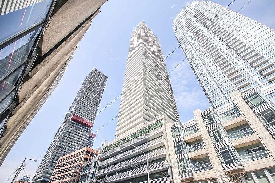 1st image of 2221 Yonge St #1205