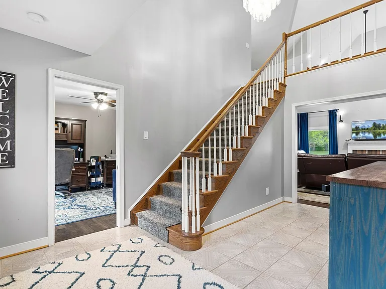 1126 Somerset Ln — Photo 27
