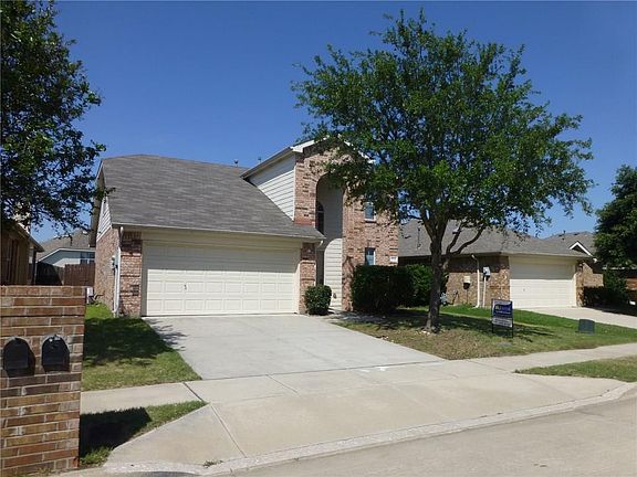 2nd image of 2937 Milby Oaks Dr