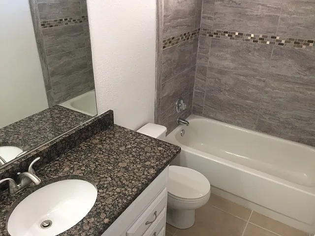 1605 Cezanne Cir — Photo 10